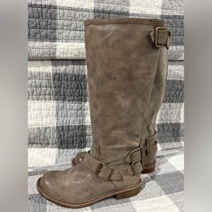 Like New- Zico Soho Brown Buckle Zip Up Boots. Size 7.